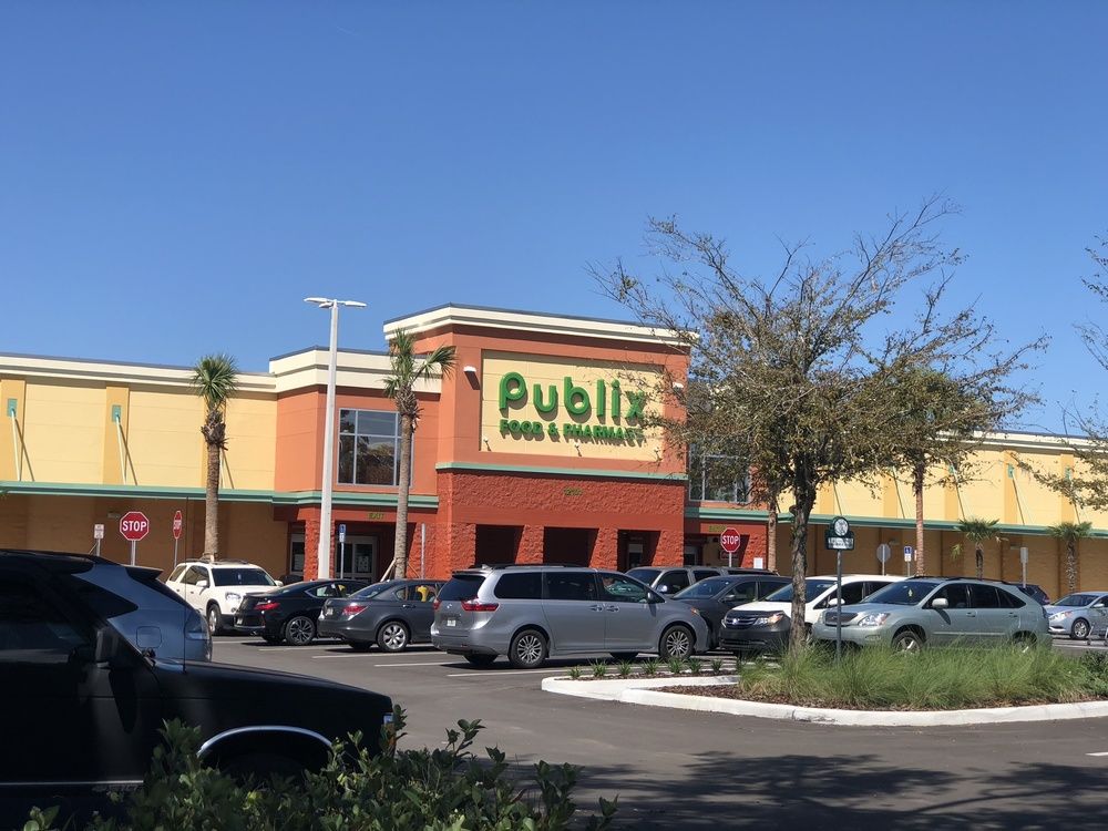 Tower Oaks End Cap: 8927 S.R. 52, Hudson, FL 34667